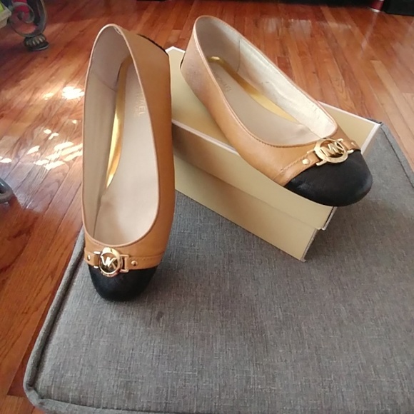 Shoes - Picture 1 of 5